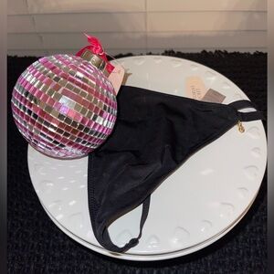 Victoria’s Secret 2011 pink Ornament NWT W/ RARE Black G-String Thong | ONE SIZE